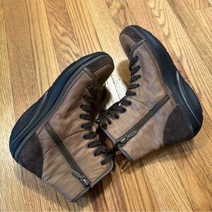 MBT Brown Leather Nafasi Mid Laceup Boots Womens Walking Zip up Swiss Sz 7.5